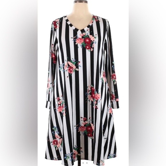 LuLaRoe Dresses & Skirts - Lularoe Stripe and Floral Emily dress